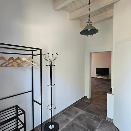 Apartmán Ruhige, Moderne In Eicherloh-eigener Stellplatz Finsing